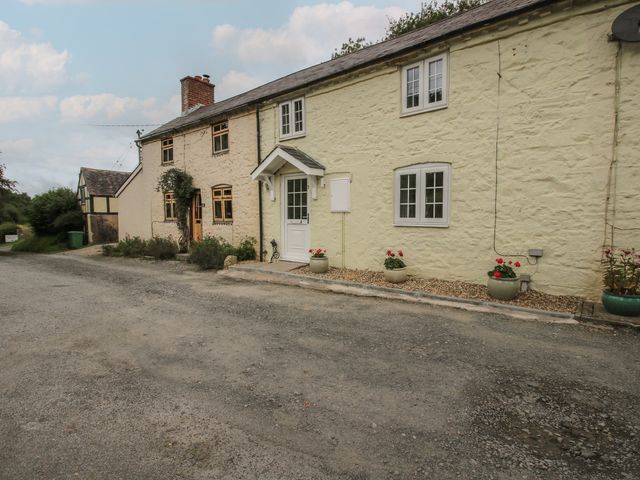 Bluebell's Cottage - 1134203 - photo 3