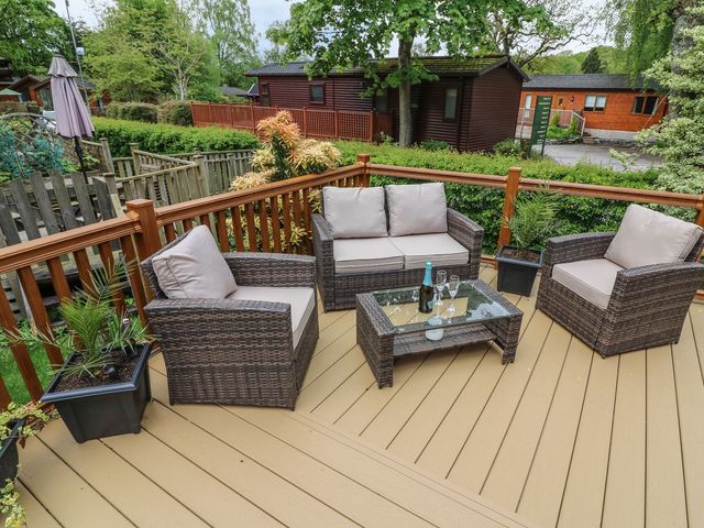 8 Waterside Wood - 1134347 - photo 2