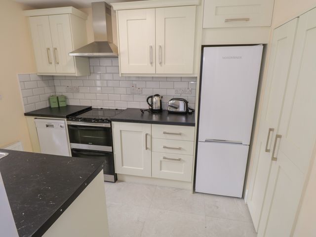 22 Town Place - 1134404 - photo 4