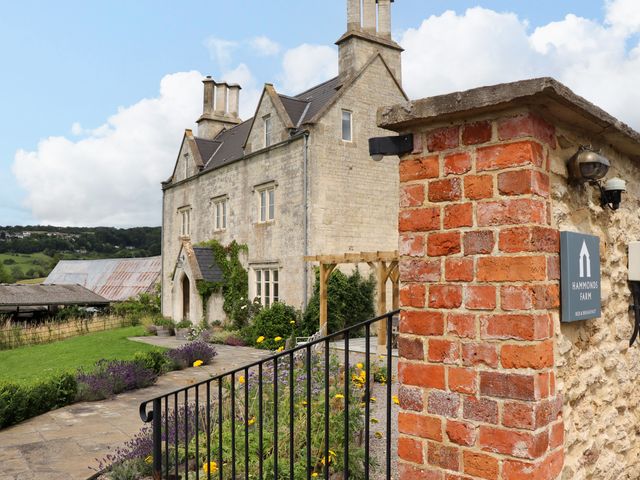 Hammonds Farmhouse - 1134526 - photo 4
