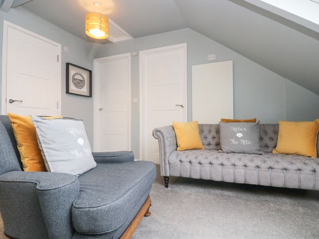 The Attic - 1134588 - photo 5