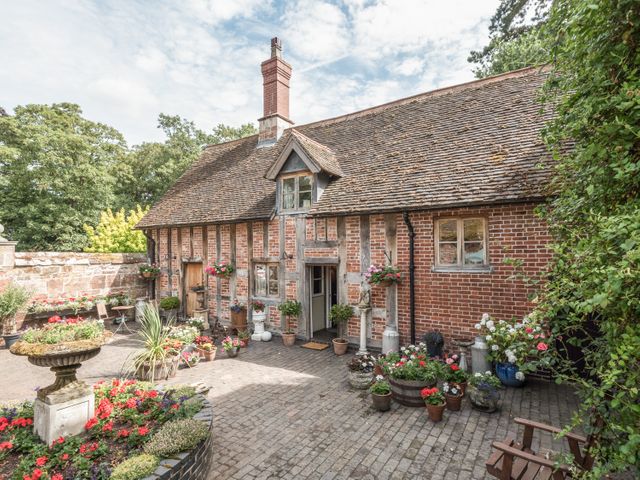 Courtyard Cottage - 11346 - photo 3