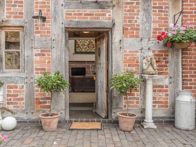 Courtyard Cottage - 11346 - photo 4