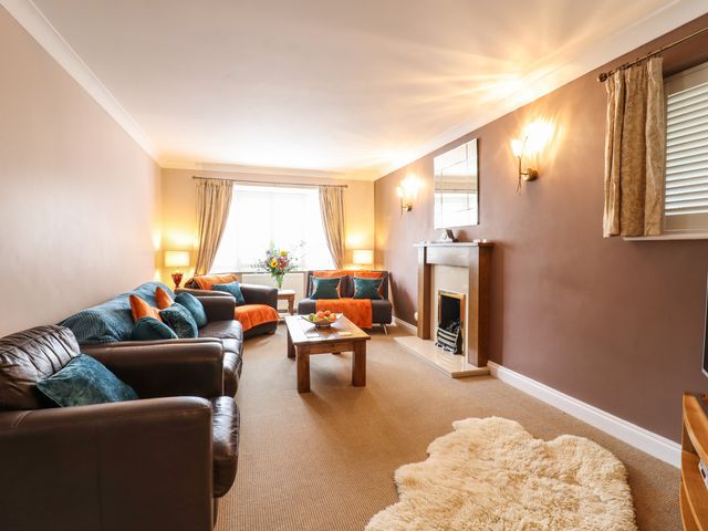 23 Brandeston Close - 1134709 - photo 2
