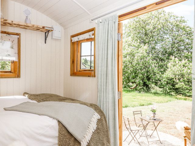 Coombe Valley Shepherd's Hut - 1134824 - photo 4