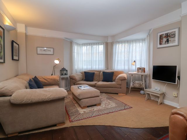 6 The Whinlands - 1135103 - photo 4