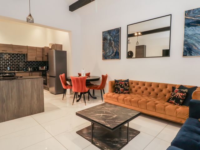 7 Holly Barn - 1136536 - photo 3