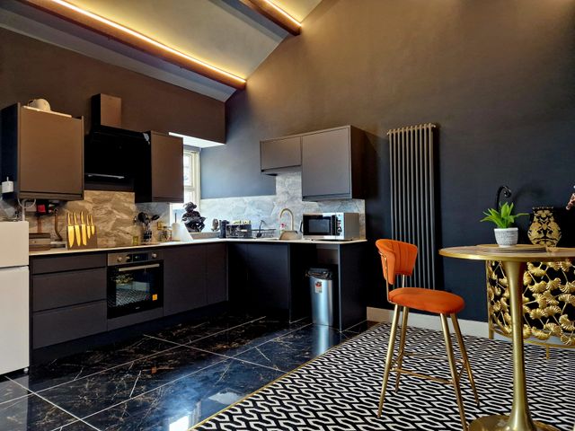 The Studio - 1136537 - photo 3