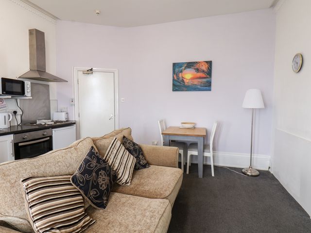 1 Beach View @ Beaconsfield House - 1136849 - photo 5