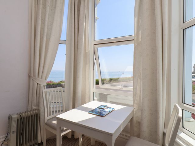 2 Beach View @ Beaconsfield House - 1136853 - photo 2