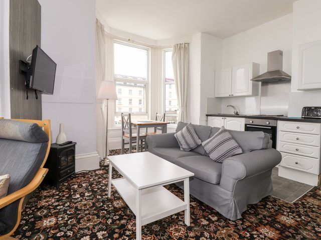 5 Beach View @ Beaconsfield House - 1136855 - photo 3