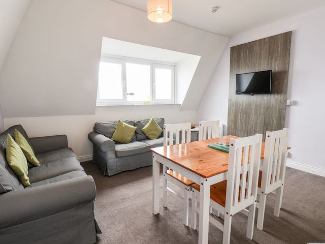 10 Beach View @ Beaconsfield House - 1136906 - photo 4