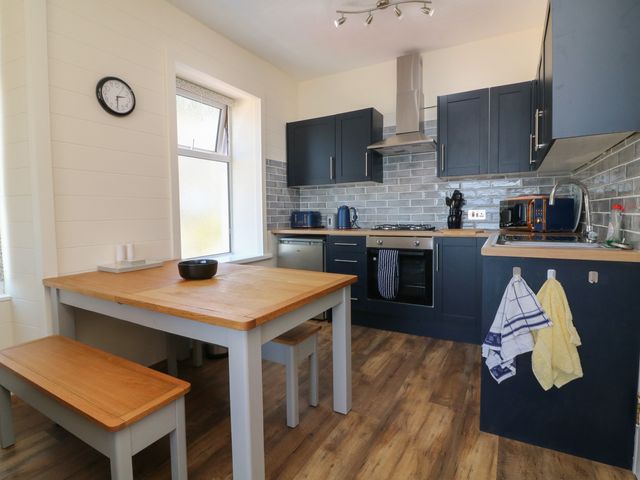 At the Bay Apartment - 1137527 - photo 4