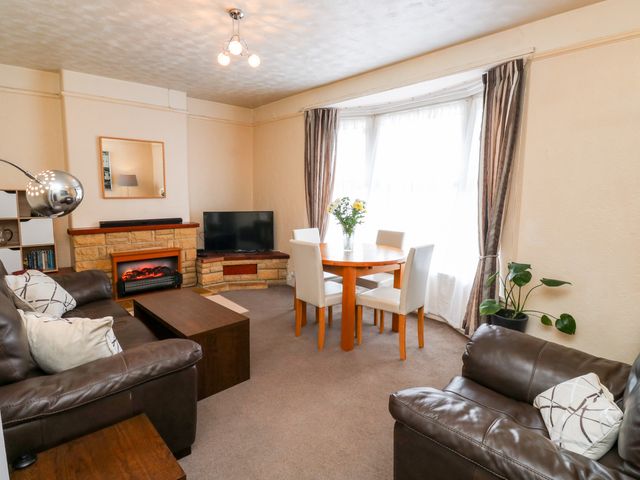 Flat 2 - 1137646 - photo 3