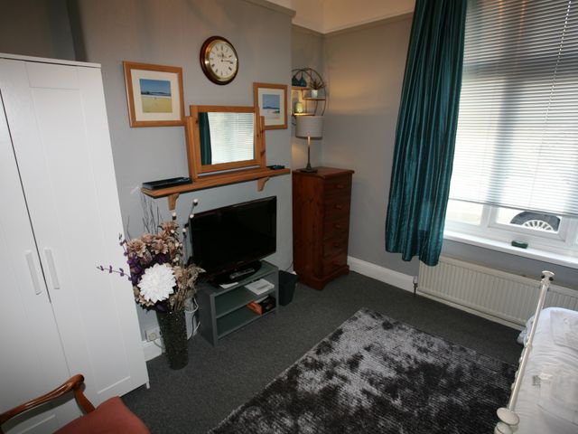 Flat 1 - 1137648 - photo 2