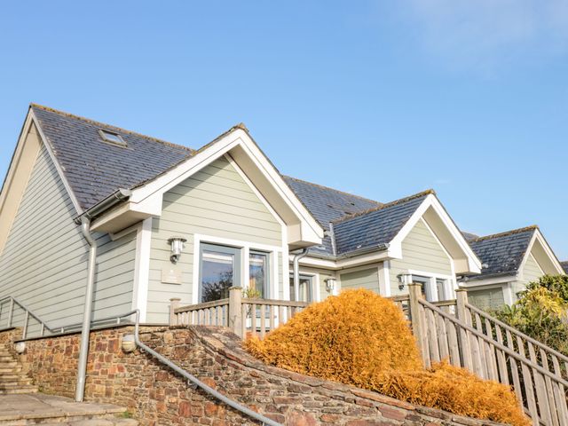 1 Court Cottage, Hillfield Village - 1138294 - photo 3