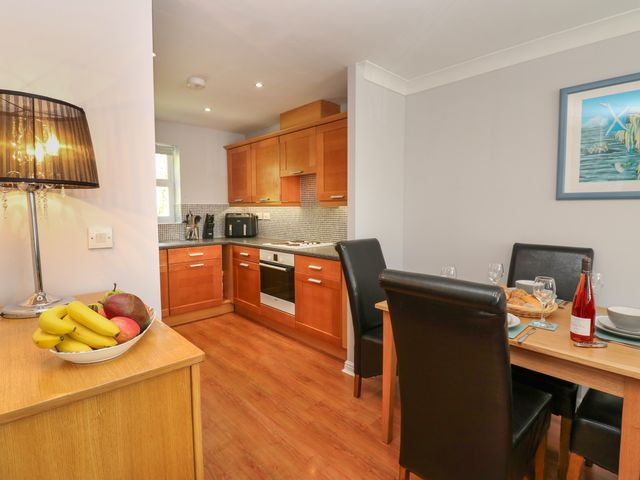 The Chase - 30 Ayr Avenue - 1138317 - photo 5