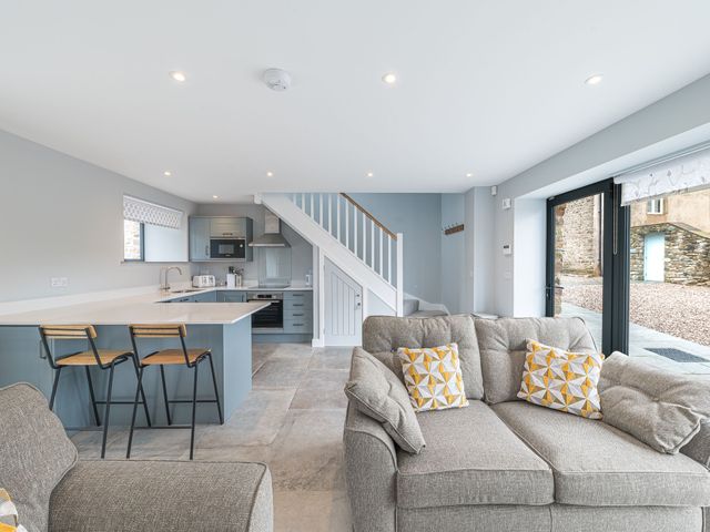 No 1 The Coach House - 1139208 - photo 3