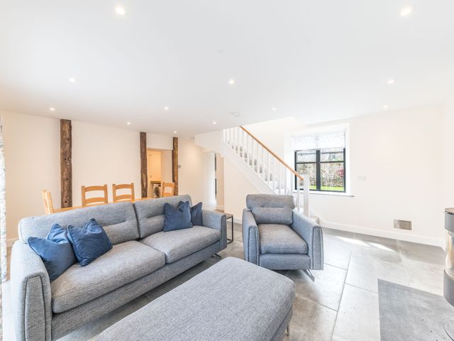 No 3 The Coach House - 1139209 - photo 4