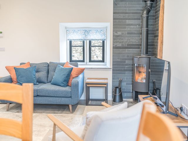 No 2 The Coach House - 1139210 - photo 5