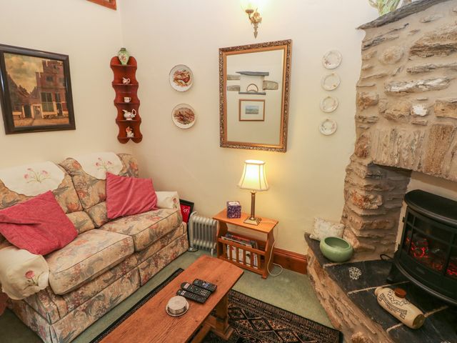 Llaethdy Cottage - 1139401 - photo 4