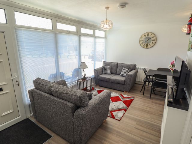 114 Cherry Park - 1139541 - photo 4