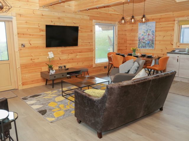 Height End Farm Log Cabin - 1139640 - photo 4