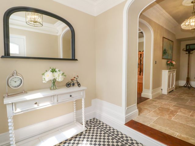 Meadow Manor And Spa - 1139798 - photo 4