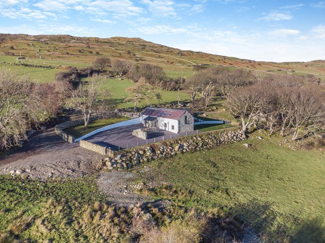 Ysgubor Maen Y Bardd - 1139800 - photo 1