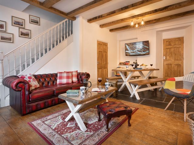 Honeysuckle Cottage - 1139928 - photo 2