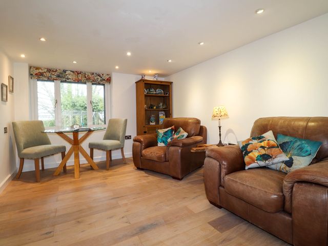 The Studio at Dan y Garn - 1140177 - photo 3