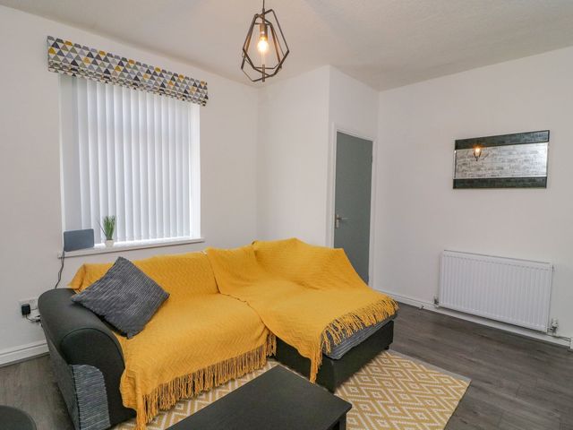 2 Brook Street - 1140185 - photo 4