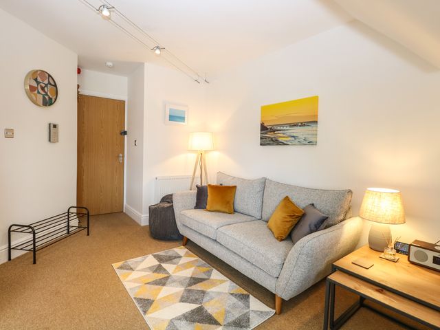 Flat 3 - 1141189 - photo 4