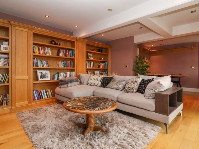 12 Cross Street - 1141219 - photo 3