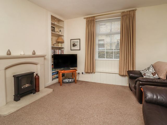 Hallam's Yard - 11415 - photo 4