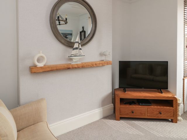 18 Acklington Road - 1141786 - photo 4
