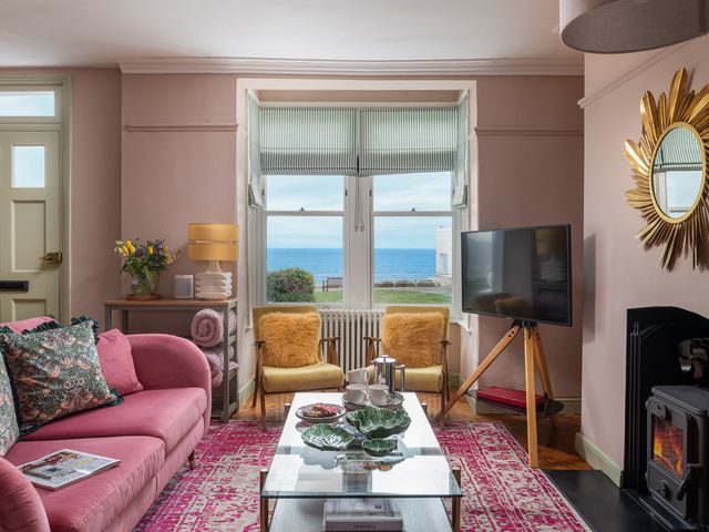 Astondene, East Cliff - 1142429 - photo 4