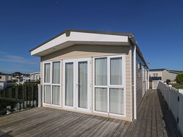 Seafront Holiday Home 2 - 1142592 - photo 2