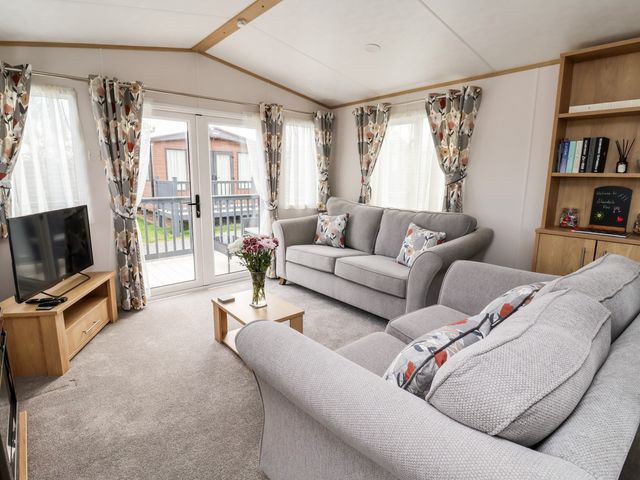 Silverdale View - 1142887 - photo 2