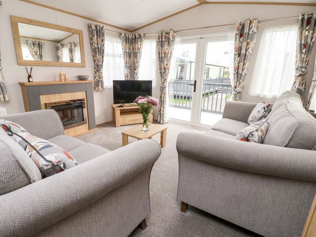 Silverdale View - 1142887 - photo 4