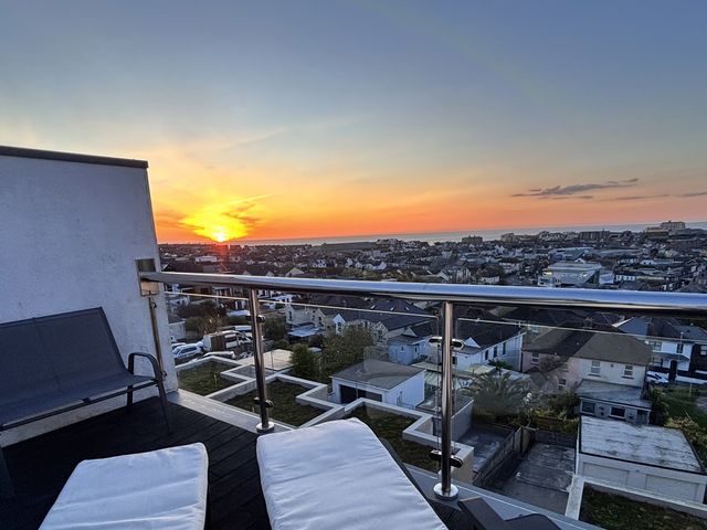 10 Quay Court - 1143678 - photo 2