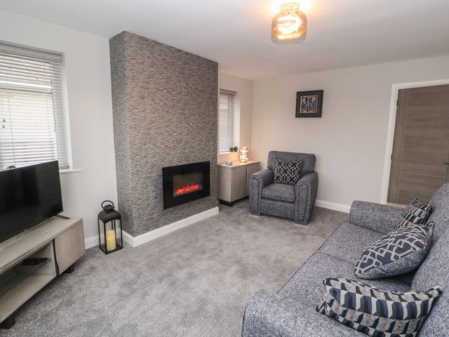 12 Merefell Road - 1143901 - photo 5