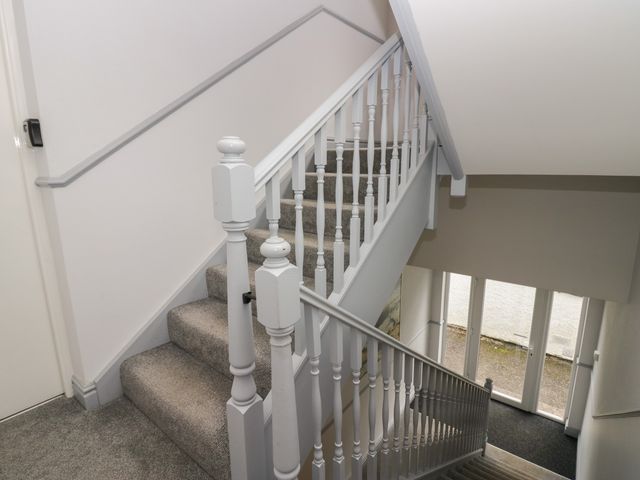 Apartment 6 - 1144017 - photo 5