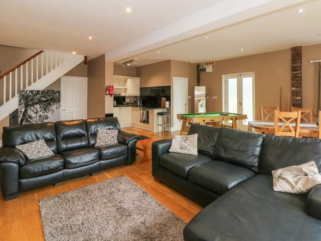 Hillside House - 1144062 - photo 2