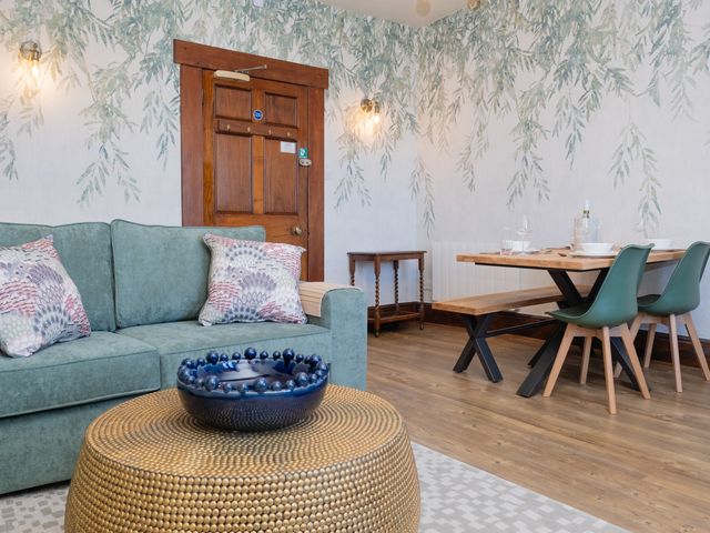 Watermouth Castle, West Tower Apartment - 1144506 - photo 5