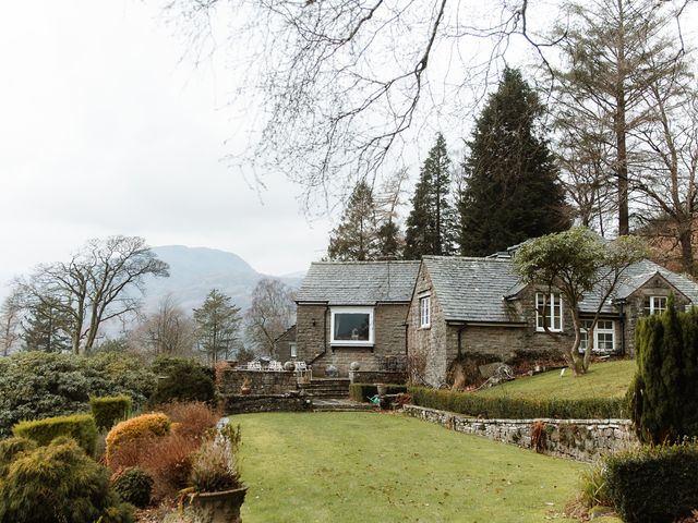 A house with garden and trees at Grey Walls in Glenridding