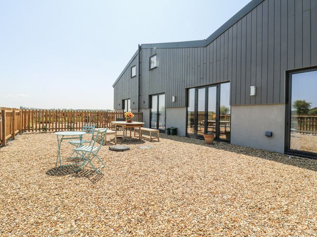 Number 2 The Barn House - 1144816 - photo 5