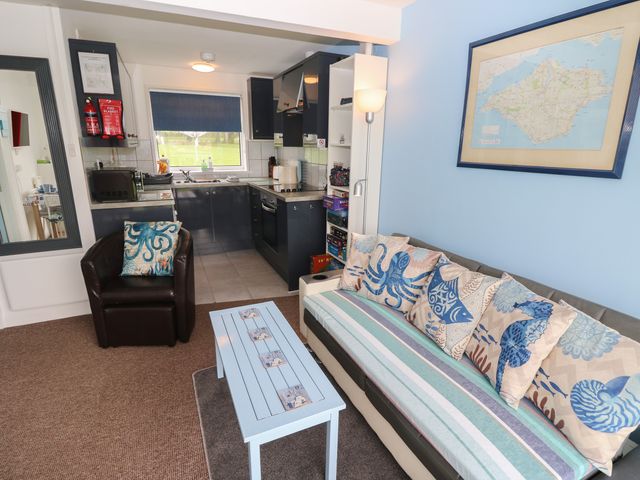 Culver View - Chalet 129 Sandown Bay Holiday Centre - 1144872 - photo 4