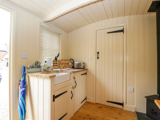 Mitford Gypsy Hut - 1146199 - photo 5