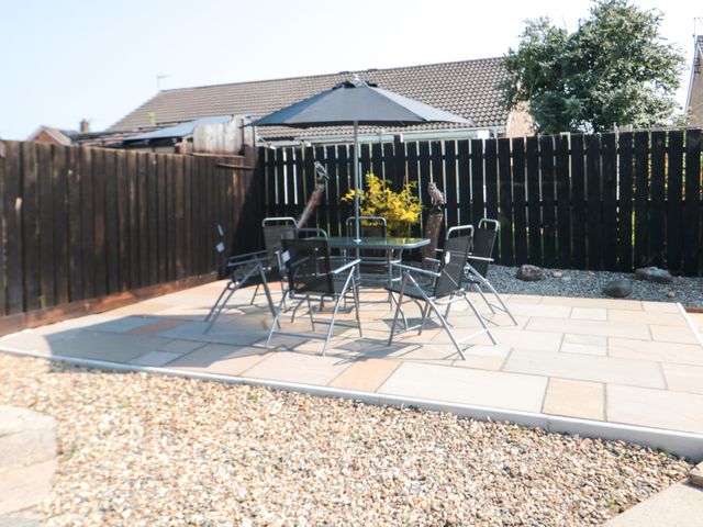 36 Chatsworth Close - 1146200 - photo 2